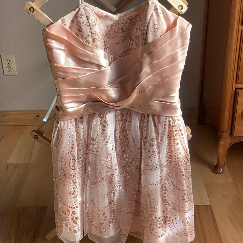 Dress, strapless